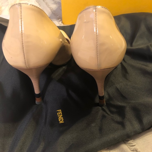 Fendi Tan Patent Leather Heels Sz 37 - Picture 4 of 8